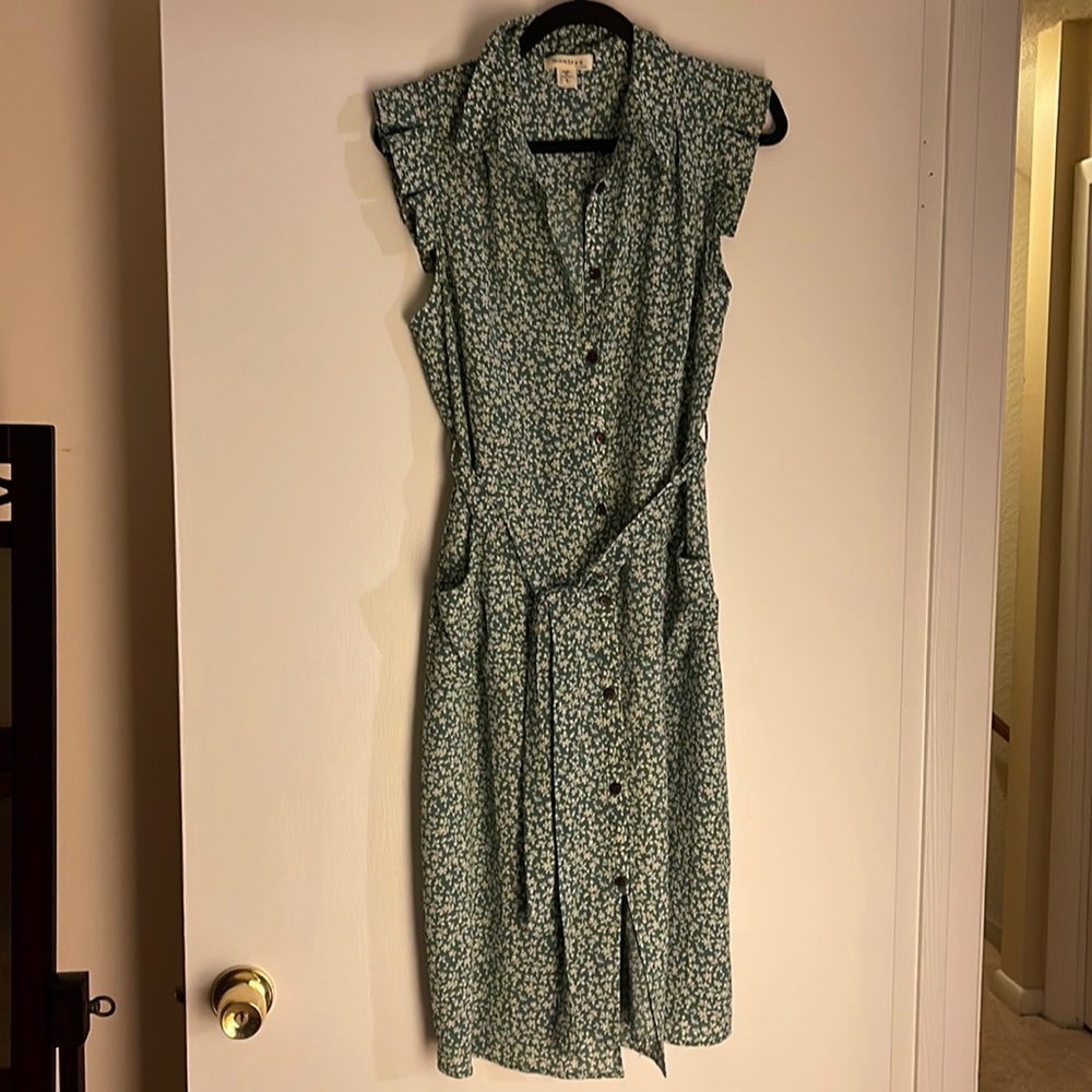 Green dress with white flowers